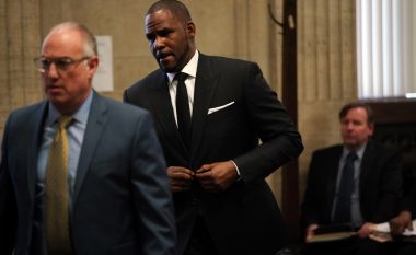 Sërish arrestohet R Kelly, akuzohet për ngacmim seksual ndaj të miturve