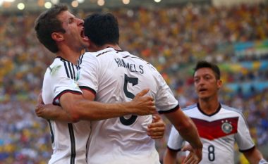 Bayerni kritikon Lowin: Muller, Hummels dhe Boateng e meritojnë kombëtaren