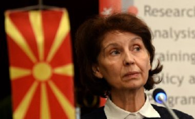 Siljanovska-Davkova: Interpelancat tona kanë arsye, kryeparlamentari Xhaferi sillet si të jetë komandant
