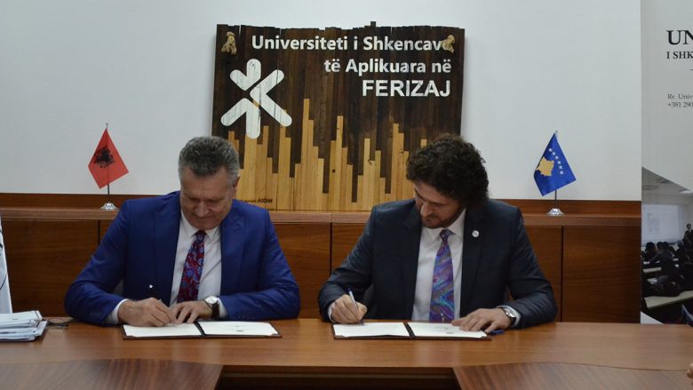 Koordinatori Hoti nënshkruan memorandum me Universitetin e Ferizajt