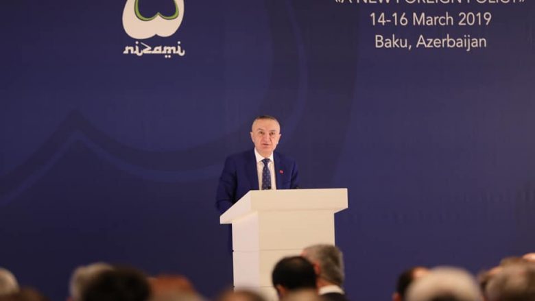 Presidenti Meta në Forumin Global të Bakusë: Kërcënime terroriste po përhapen me shpejtësi