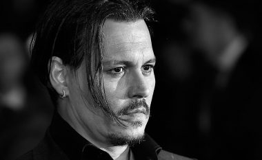 Johnny Depp probleme me qafën, përfundon në një prej spitaleve të Malit të Zi