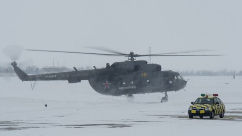 Trembëdhjetë të vdekur në aksidentin e rrëzimit të helikopterit ushtarak në Kazakistan