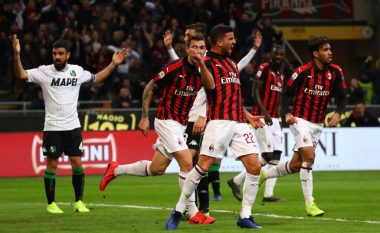 Milani mposht Sassuolon dhe e kalon Interin në tabelë
