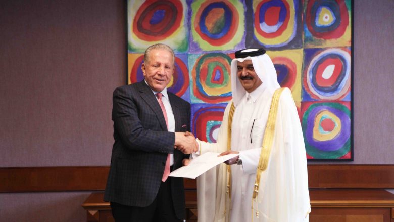 Pacolli pranon kopjet e Letrave Kredenciale nga Ambasadori i Katarit