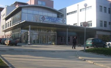 E mitura shkon të lind fëmijën në Spitalin e Prizrenit