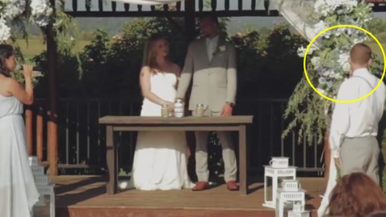 Përcjellësit të dhëndrit i bie të fikët gjatë ceremonisë martesore – thyen dhëmbët (Video)