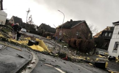 Stuhia e rrallë godet qytetin gjerman (Video)