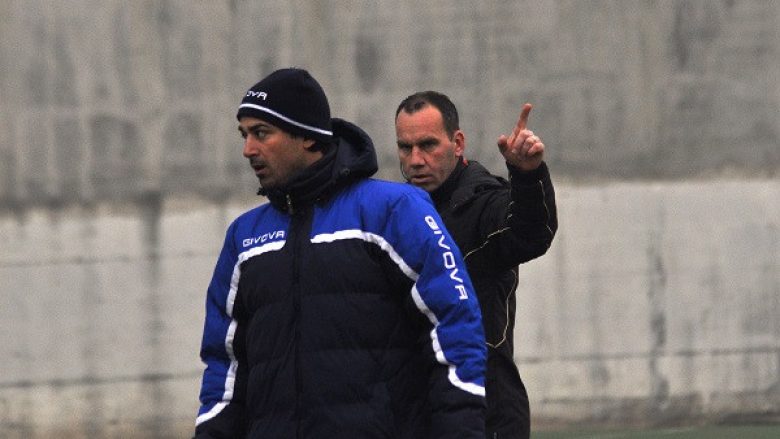Liria largon edhe trajnerin italian, prizrenasit me tri shkarkime në këtë kampionat