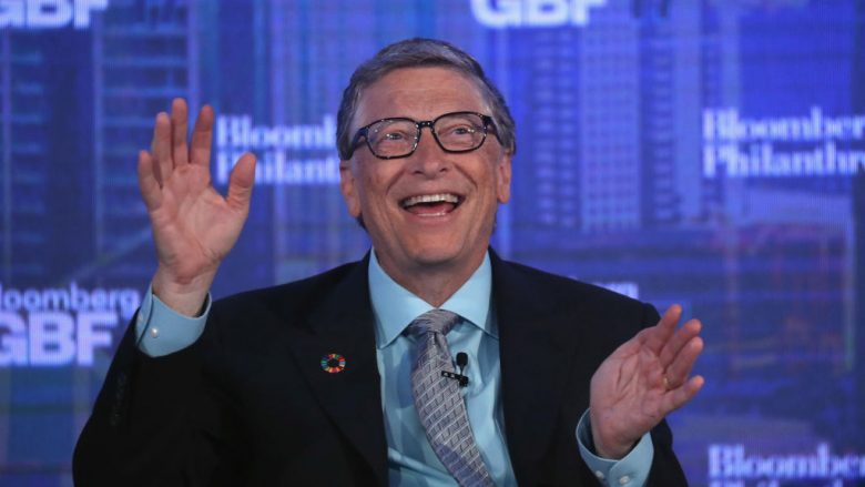 Miliarderi Gates: Ne mund t’i japim fund varfërisë deri në vitin 2030