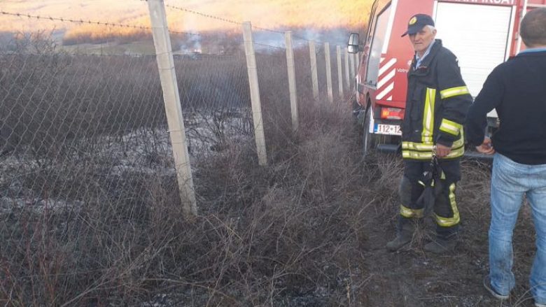 Fermerit nga fshati Gradicë i Drenasit, ia djegin pesë hektarë mjedër