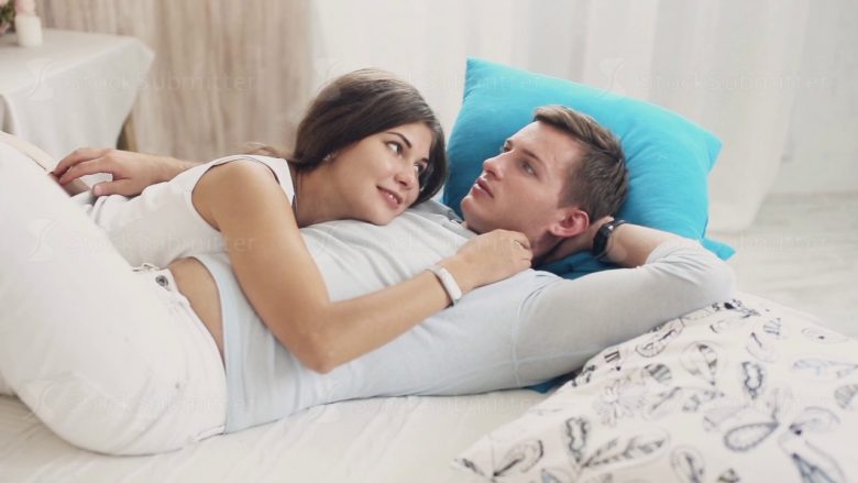 Tri gjërat që duan meshkujt në shtrat, mësojini tani