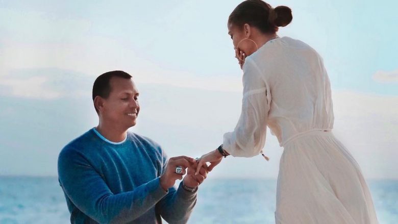Jennifer Lopez publikon imazhet nga momenti emocional kur Alex i propozoi për martesë