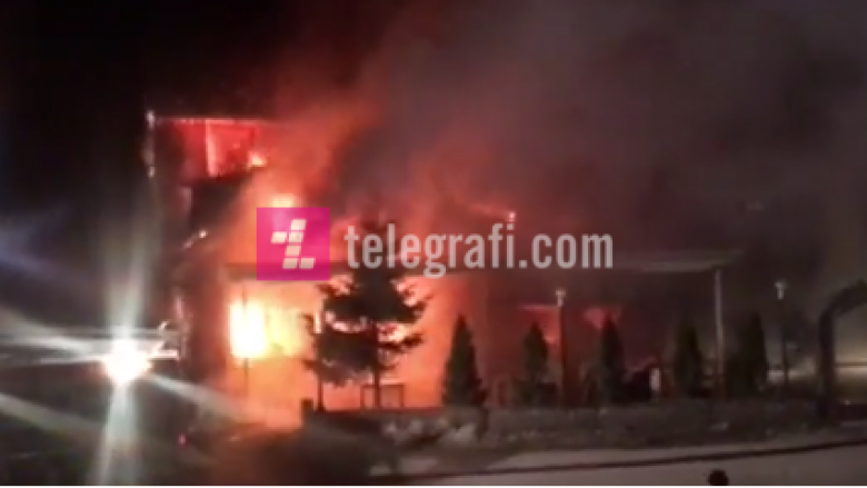 Shkrumbohet nga zjarri një restorant në Prevallë (Video)