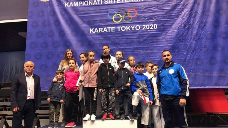 Të rinjtë e klubit të karatesë Prishtina vazhdojnë shkëlqimin