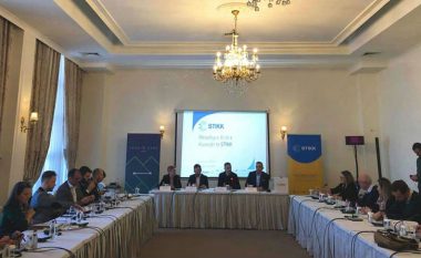 Ministri Lluka shpalos projektet në fushën e teknologjisë informative