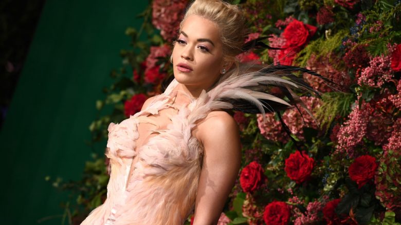 Pemën që do ta mbjellë në Indonezi, Rita Ora ia dedikon gjyshërve