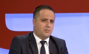 Selmanaj: Komisionit hetimor për “gylenistët” nuk i intereson nëse cenohen raportet Kosovë-Turqi (Video)