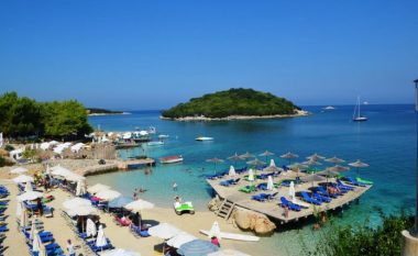 Rriten ndjeshëm netë qëndrimet e turistëve në Shqipëri