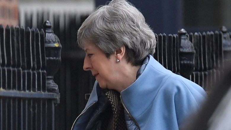 May kthehet në Britani, “e treta e vërteta” për marrëveshjen e Brexit