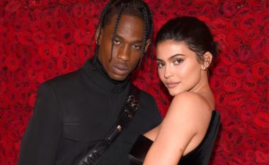 Kylie Jenner realizon festë madhështore për Travis Scott