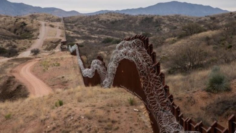 SHBA ndan 1 miliard dollarë për murin me Meksikën