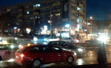 Pas tragjedisë në Gjilan, rrugët hapen për qarkullim të automjeteve