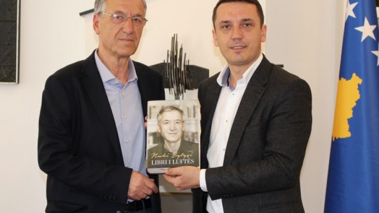 “Libri i luftës”, përçoi mesazhin e luftës së popullit shqiptar për liri