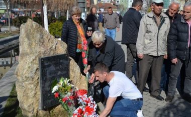 20 vjet nga masakra në tregun e Mitrovicës
