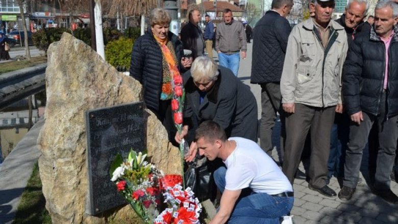 20 vjet nga masakra në tregun e Mitrovicës