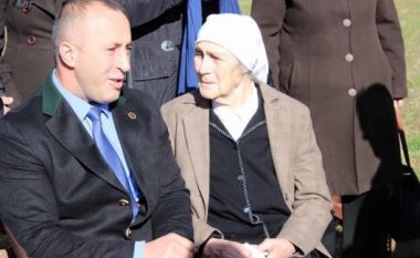 Ndërron jetë nëna e heroit Edmond Hoxha, ngushëllon Haradinaj