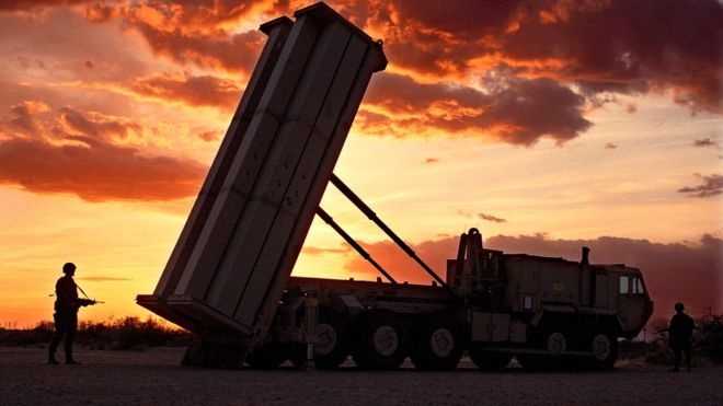 Acarohen raportet mes superfuqive, SHBA vendos sistemin antiraketor në Rumani, Rusia instalon raketat me rreze të gjatë në Krime