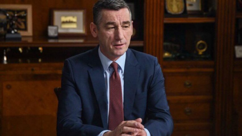 Veseli e paralajmëron Haradinajn: Nuk rri në një Qeveri që dëmton raportet e Kosovës me SHBA-në