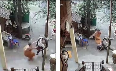 Mendoi se kishte qenë i “ashpër” me birin e tij 6-vjeç, murgu rrah brutalisht burrin me nevoja të veçanta (Video, +18)