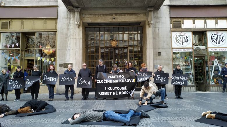 Në Beograd veprimtari e reagime kundër mohimit të krimeve të luftës në Kosovë (Foto)