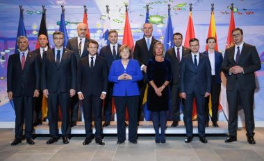 Fotografia e përbashkët e liderëve të Ballkanit me Merkel dhe Macron