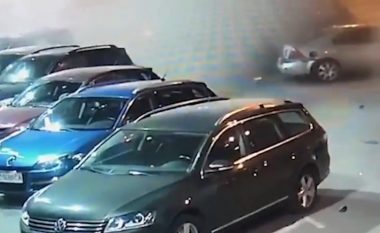 U mundua t’i vë bombën në veturë agjentit ukrainas, e pëson vetë – pajisja shpërthen para kohe (Video)