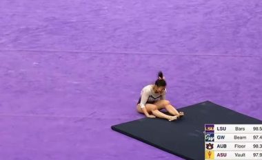 Gjimnastja thyen të dy këmbët gjatë garës (Video, +18)