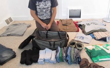 Si t’i paketoni gjërat në valixhen e dorës? (Video)
