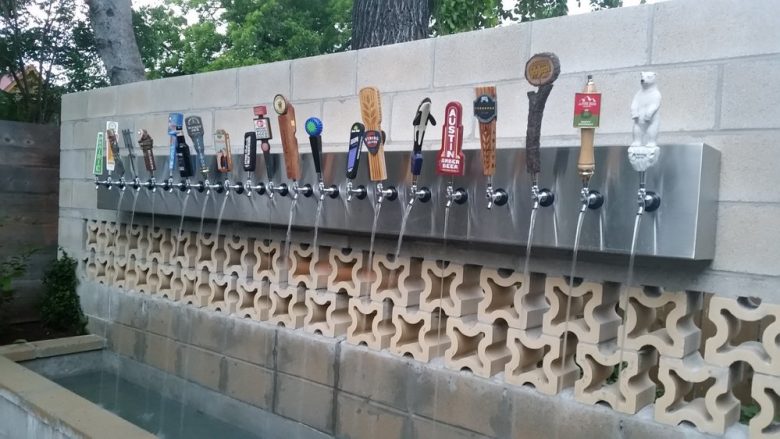 Sllovenia inauguron çezmën e parë publike të birrës në rrugë
