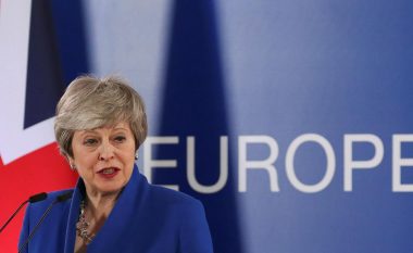 Brexit shtyhet edhe për gjashtë muaj