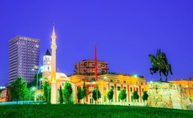 Tirana destinacioni i parë mikpritës i turistëve të huaj në Shqipëri