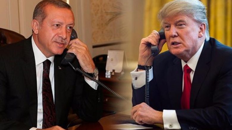 Trump dhe Erdogan zhvillojnë bisedë telefonike