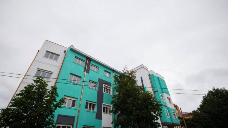 Vdekja e nënës së re në Elbasan, familjarët akuzojnë mjekun