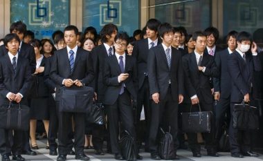 E habitshme: Festë dhjetëditore, shumica e japonezëve jo të kënaqur me pushimet e gjata!