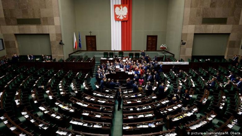 Pas Greqisë, edhe Polonia pritet të kërkojë dëmshpërblim nga Gjermania
