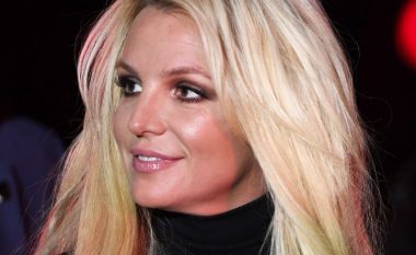Britney Spears lajmërohet nga psikiatria dhe kërkon privatësi