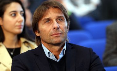 Conte konfirmon rikthimin si trajner në sezonin e ardhshëm