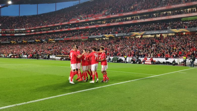 Benfica triumfon kundër Eintracht Frankfurtit, Valencia mposht Villarealin