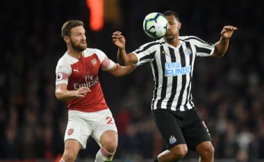 Notat e lojtarëve, Arsenal 2-0 Newcastle: Mustafi lojtar i ndeshjes